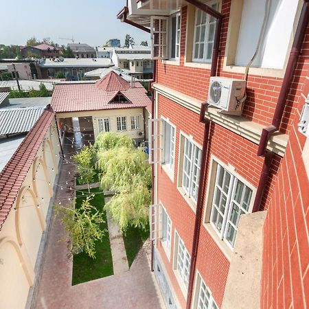 Light Hostel Tashkent Exterior photo